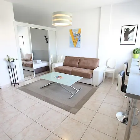 Le Colony Apartman Cannes